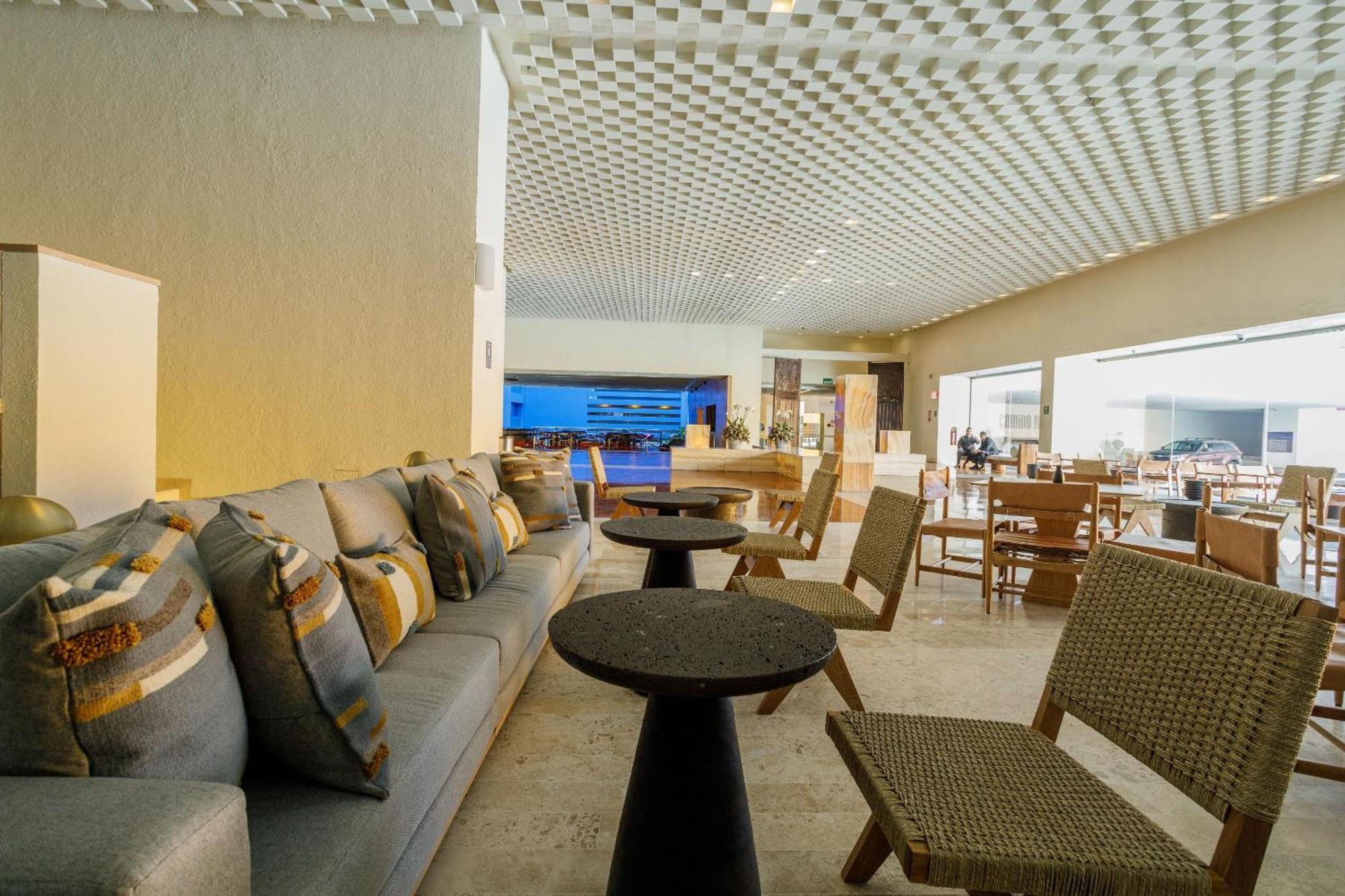 Camino Real Polanco Mexico Otel Dış mekan fotoğraf The lounge at the airport